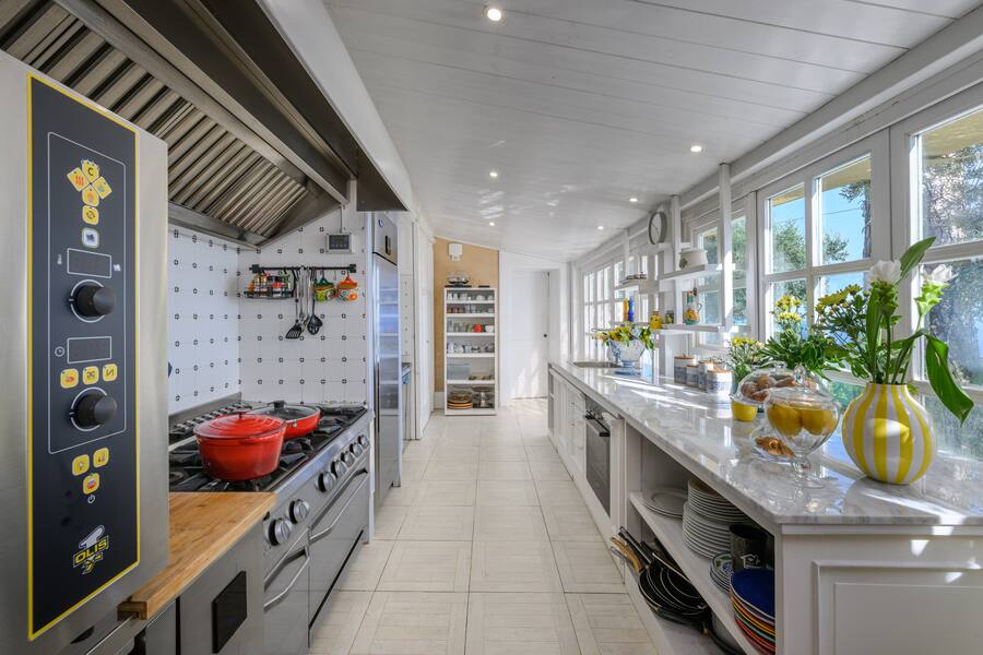 La Cucina e la Sala Eventi — Divino Maniero, Furore, Costiera Amalfitana